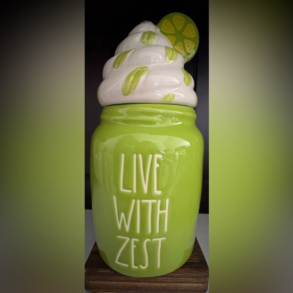 Rae Dunn LIVE WITH ZEST Baby Canister - Picture 1 of 3